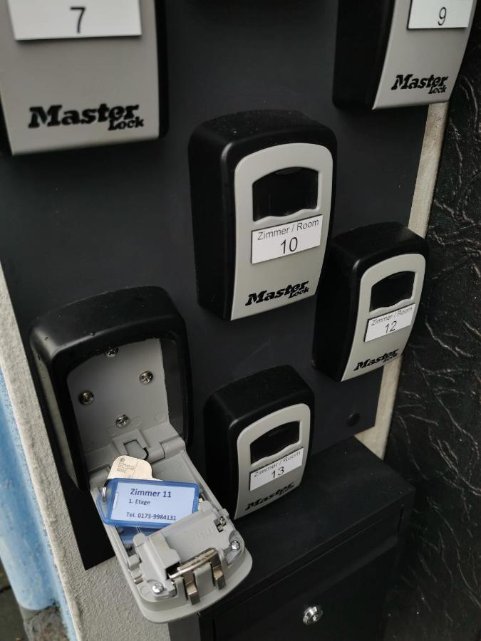 Adam'S Hostel - Self Check-In & Only Private Rooms Ντίσελντορφ Εξωτερικό φωτογραφία