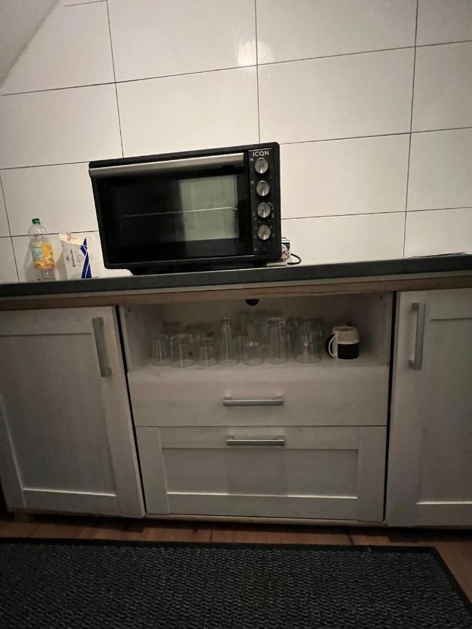 Adam'S Hostel - Self Check-In & Only Private Rooms Ντίσελντορφ Εξωτερικό φωτογραφία