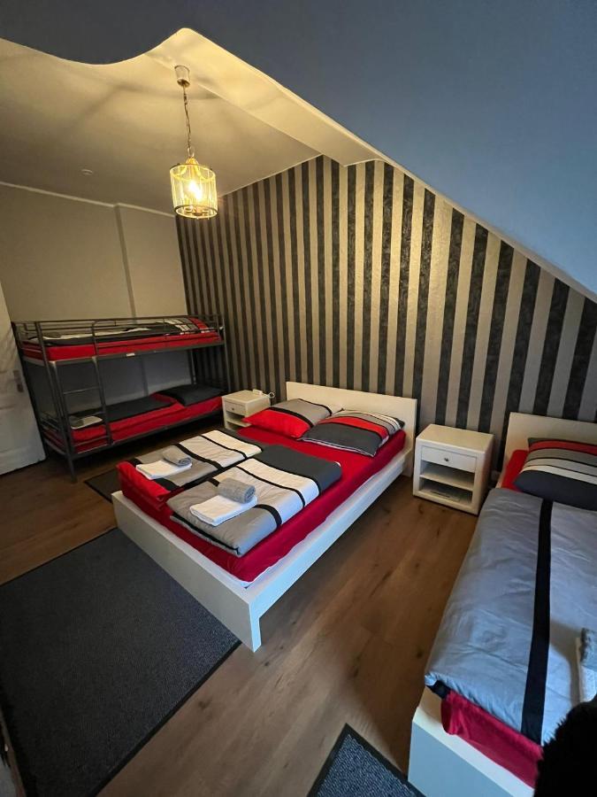 Adam'S Hostel - Self Check-In & Only Private Rooms Ντίσελντορφ Εξωτερικό φωτογραφία