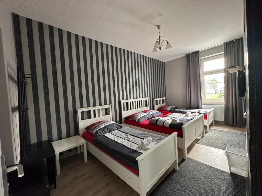 Adam'S Hostel - Self Check-In & Only Private Rooms Ντίσελντορφ Εξωτερικό φωτογραφία