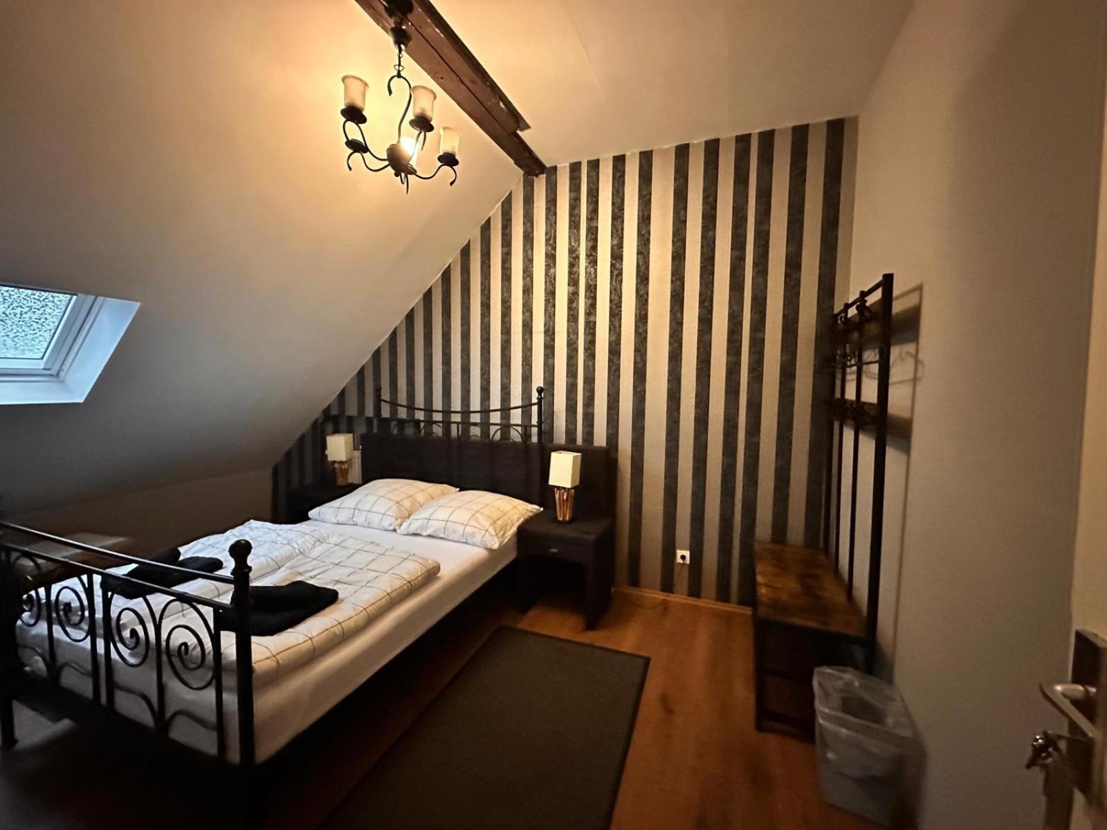 Adam'S Hostel - Self Check-In & Only Private Rooms Ντίσελντορφ Εξωτερικό φωτογραφία