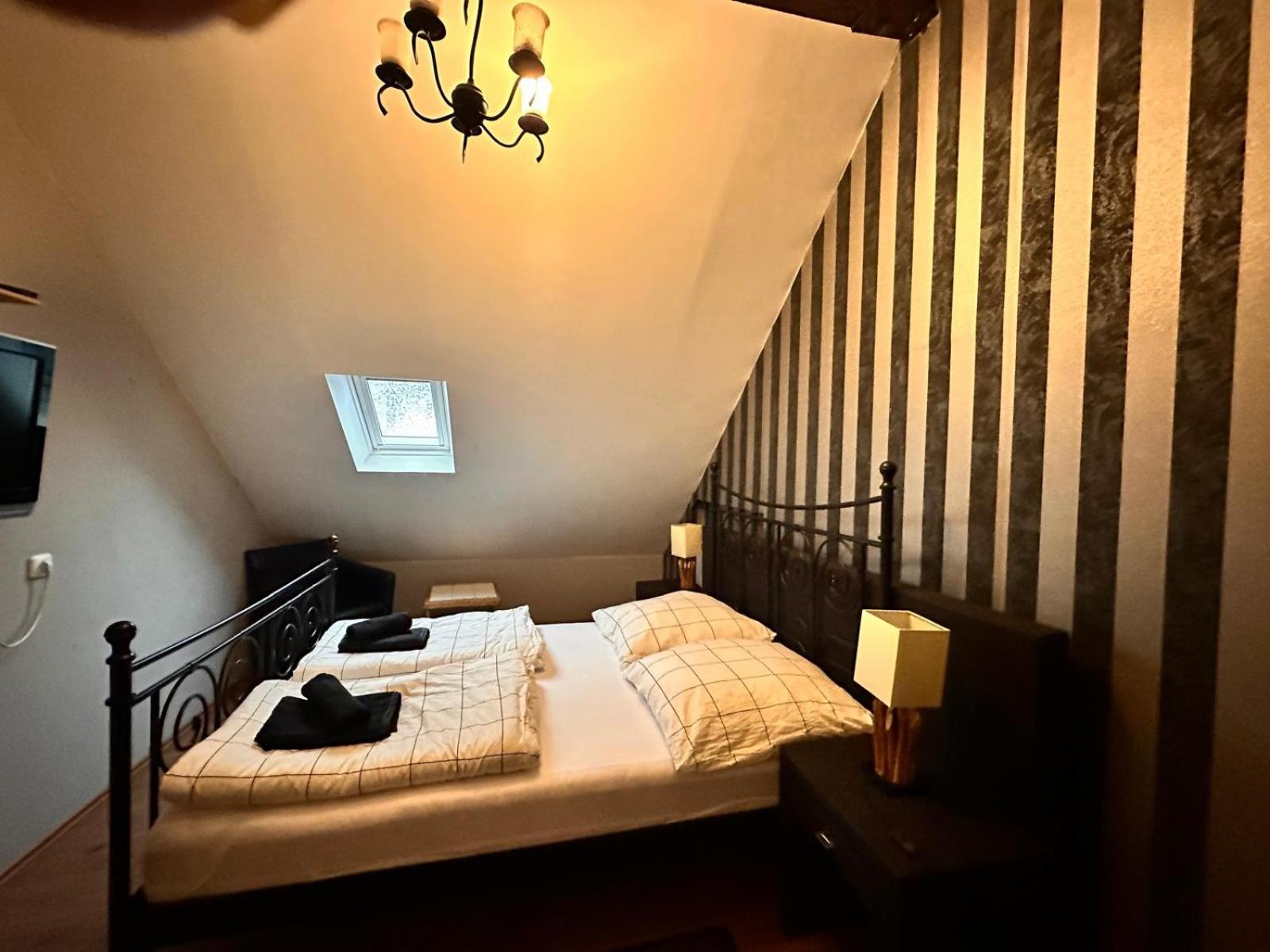 Adam'S Hostel - Self Check-In & Only Private Rooms Ντίσελντορφ Εξωτερικό φωτογραφία